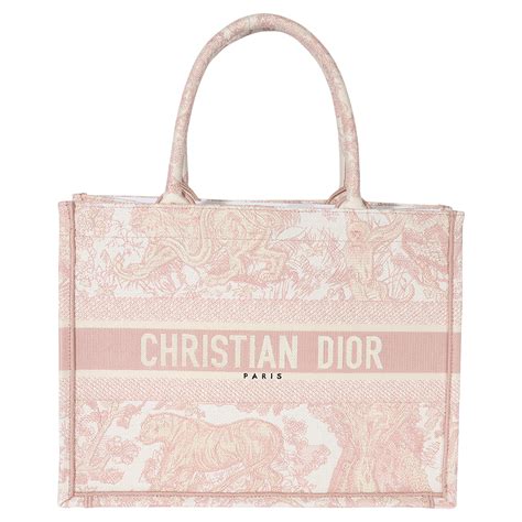 dior подвеска|dior pink embroidery.